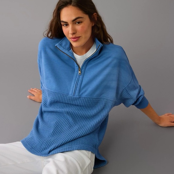 American Eagle Women’s Medium Blue Waffle Knit 1/2 Zip Pullover Sweatshirt - Picture 8 of 8